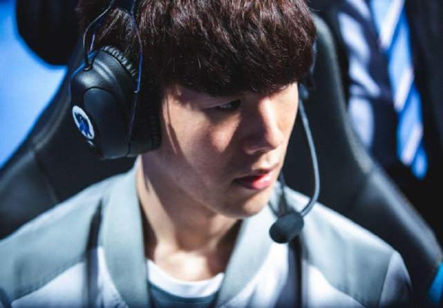 一支赛季初 一支赛季初