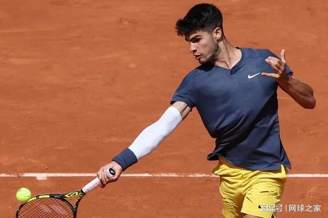 与经验丰富 与经验丰富