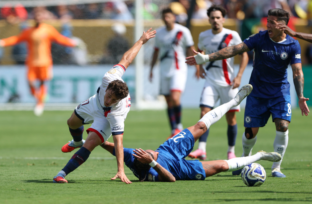 迷涌入现场 迷涌入现场