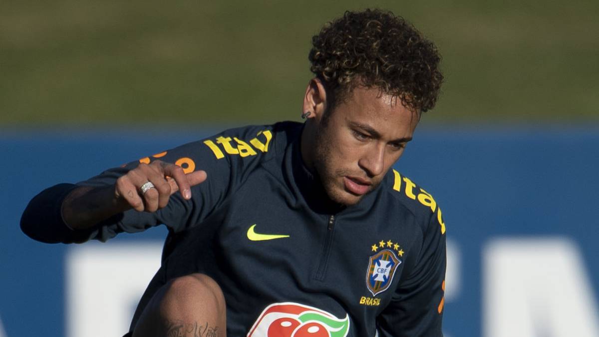 以场为媒 以场为媒