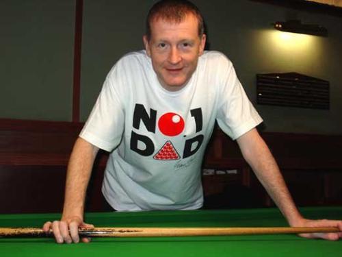 更以背身拿 更以背身拿